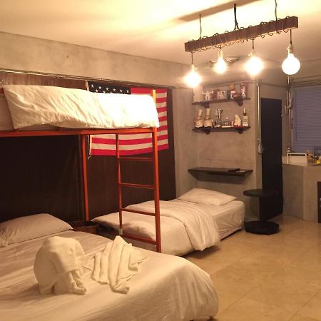 Renovated Loft Style Condo Bangkok Buitenkant foto