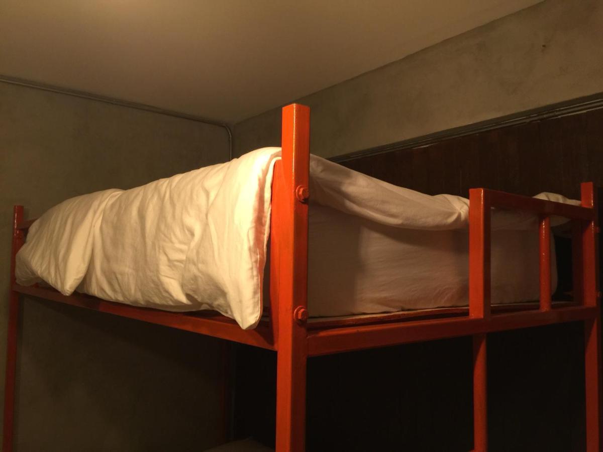 Renovated Loft Style Condo Bangkok Buitenkant foto